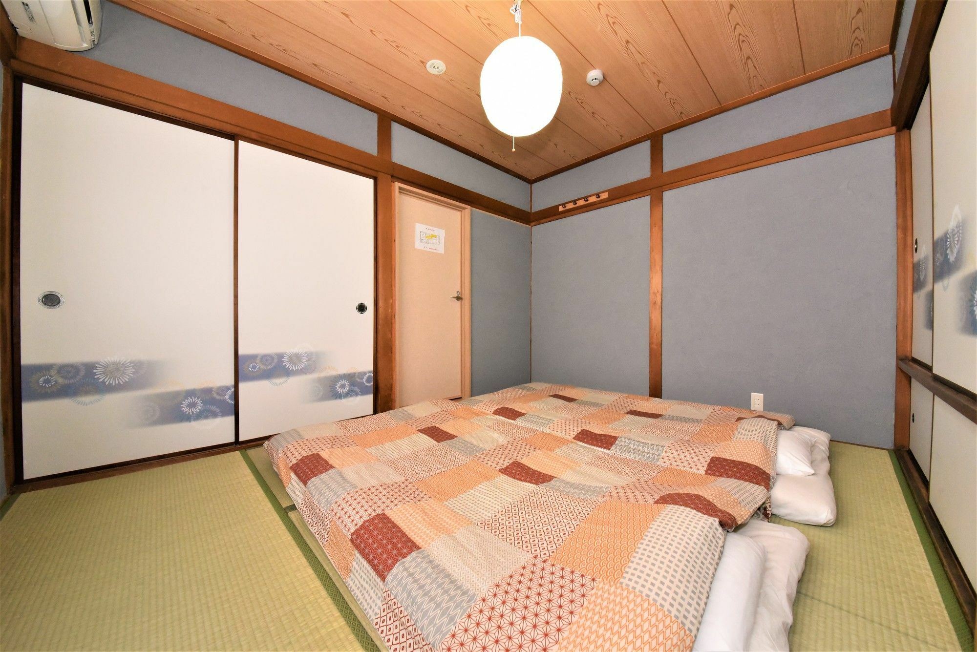 Banana Hammock Hotel Osaka Exterior photo